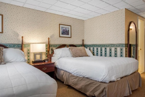 Coachman Inn image 16