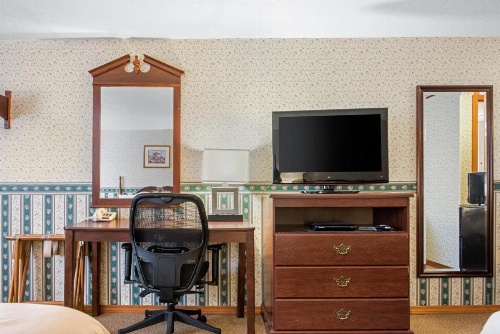 Coachman Inn image 22