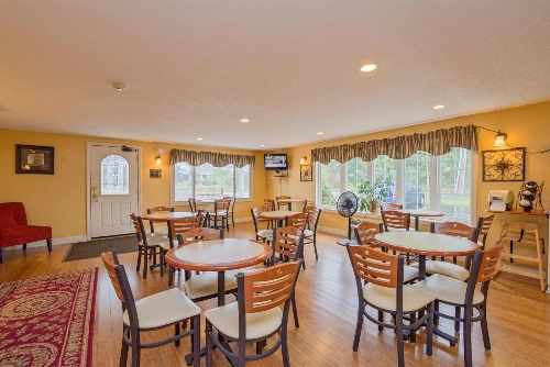 Coachman Inn image 4