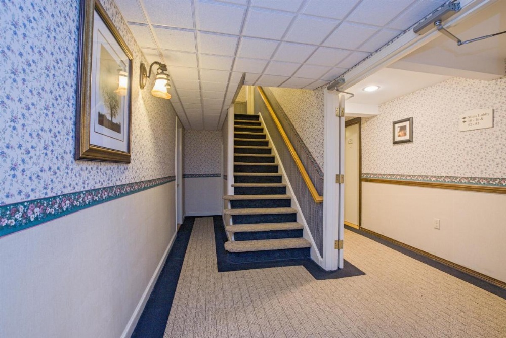 Coachman Inn